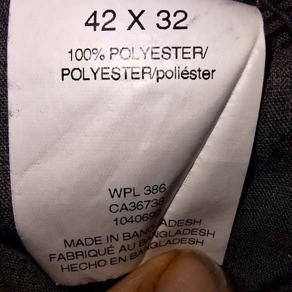 Haggar Cool Right Performance Flex dress slacks in a men's size 42x32. Pre-loved - Picture 3 of 6